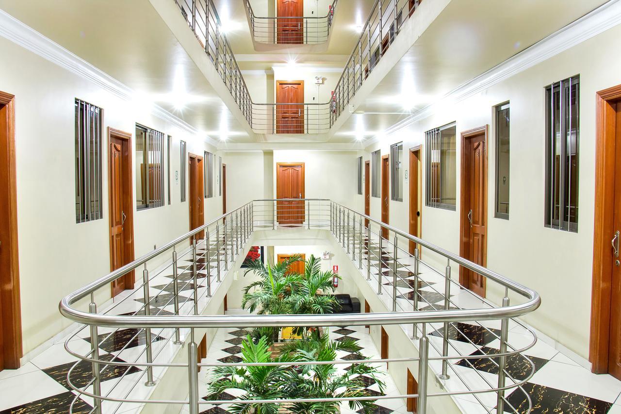 Hotel Challaca Ica Bagian luar foto