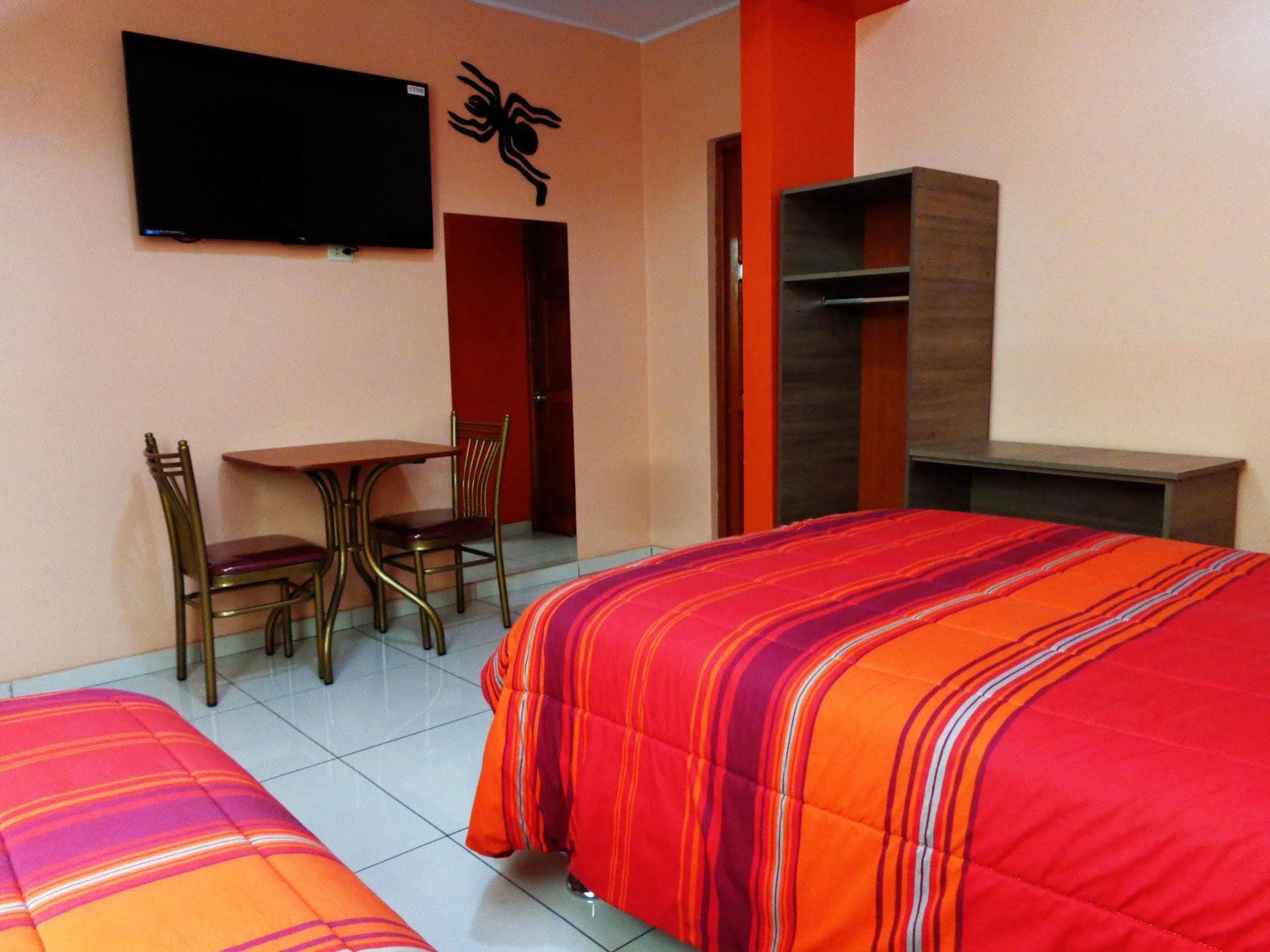 Hotel Challaca Ica Bagian luar foto
