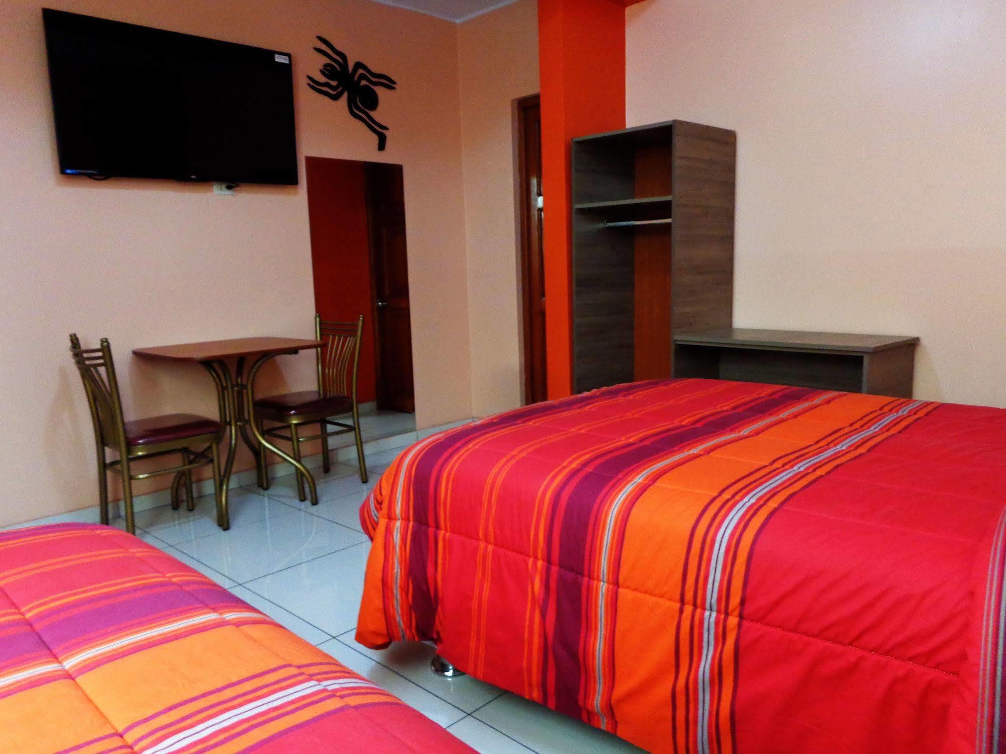 Hotel Challaca Ica Bagian luar foto